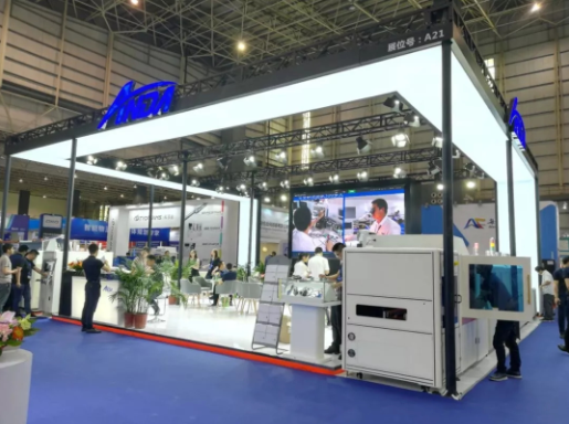 尊龙凯时展示流体应用智造新方式｜手机自动化展报道