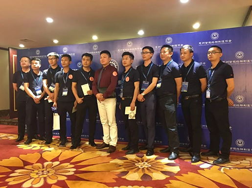 尊龙凯时展示流体应用智造新方式｜手机自动化展报道