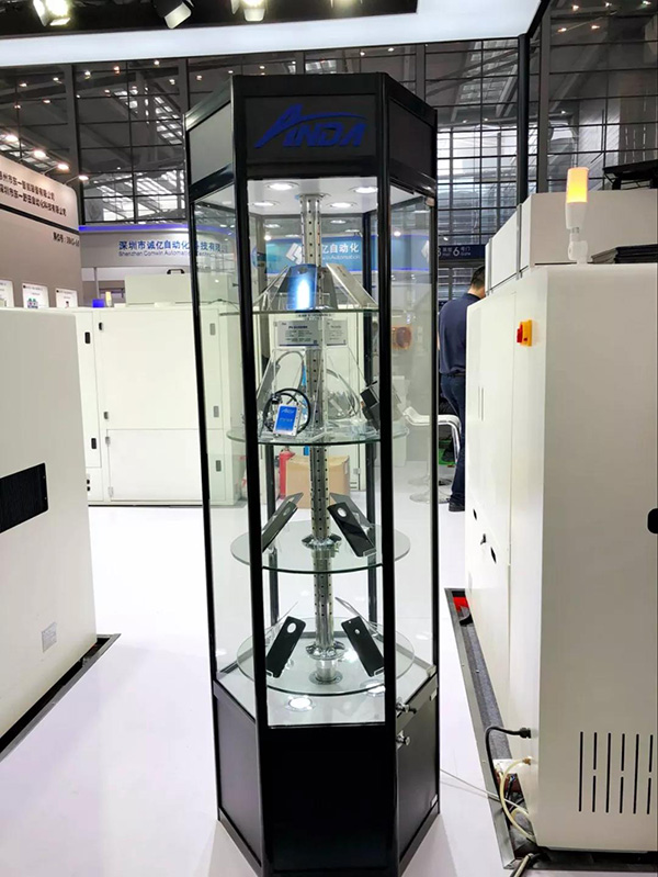 实时报道】聚焦尊龙凯时｜3D曲面玻璃展