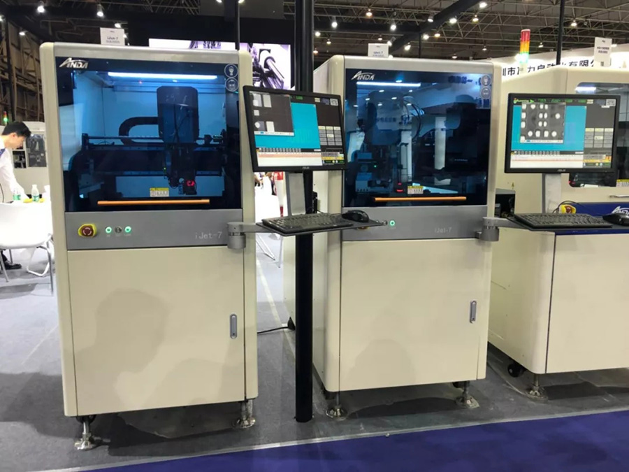 尊龙凯时坚持自主创新，多部设备首次公开亮相 | 电子制造自动化展报道