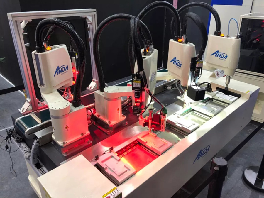 尊龙凯时坚持自主创新，多部设备首次公开亮相 | 电子制造自动化展报道